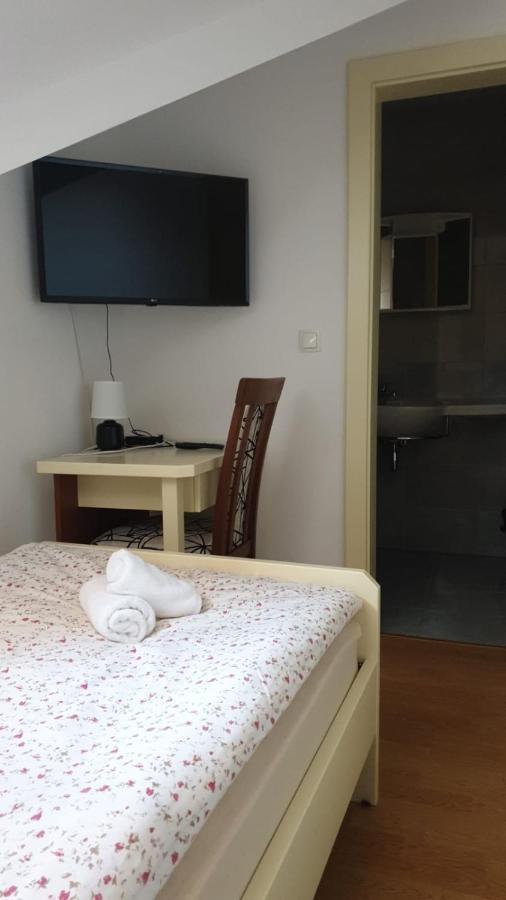 Vinarija Zlatar Hotel Ngoại thất bức ảnh