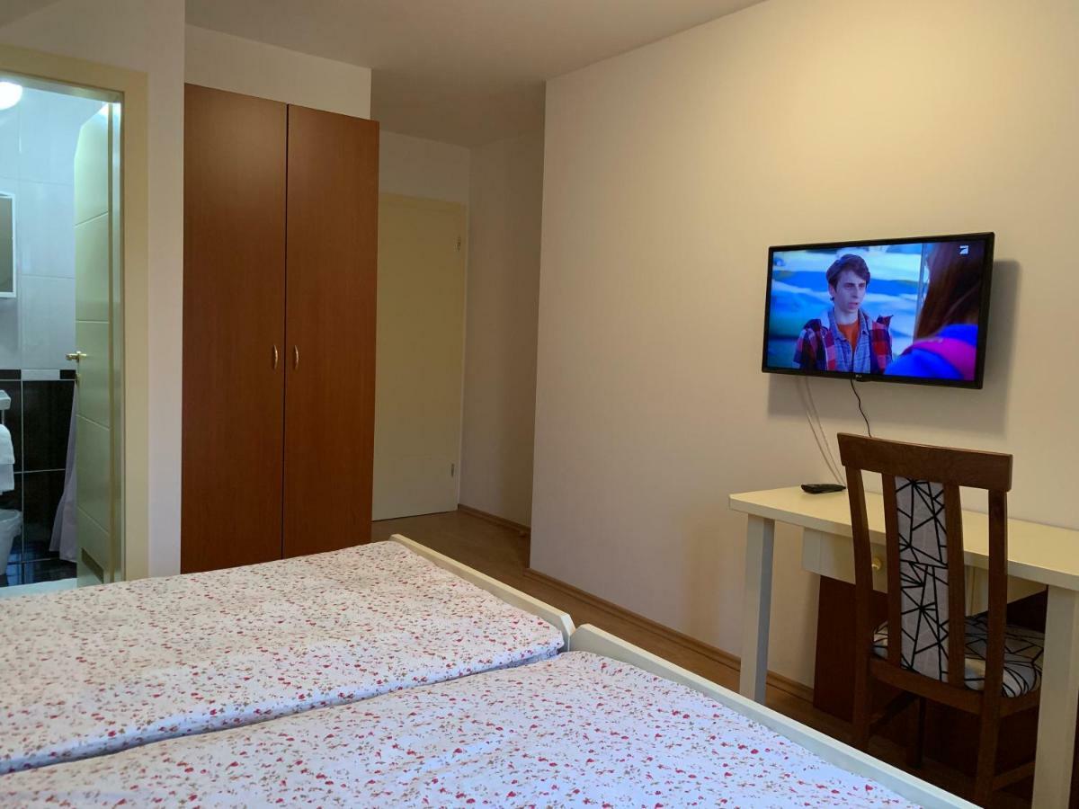 Vinarija Zlatar Hotel Ngoại thất bức ảnh