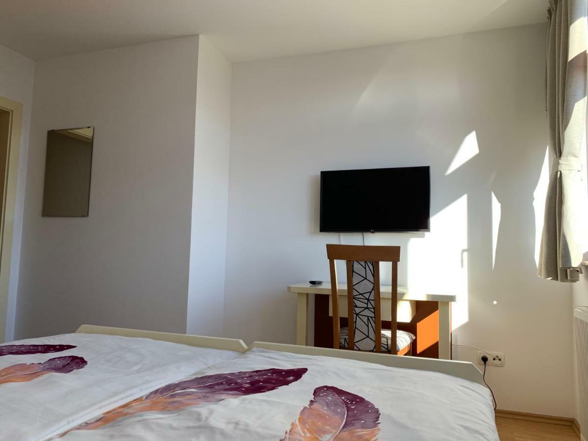 Vinarija Zlatar Hotel Ngoại thất bức ảnh